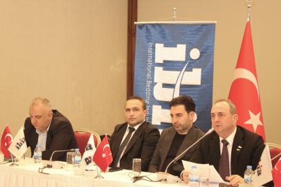 Yatak endüstrisinin devleri İstanbul’da buluştu: IBIA Başkanlığına yeniden Osman Güler seçildi