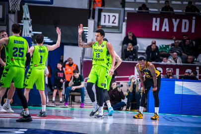 Bursa'da uzatma kabusu: Tofaş, AEK karşısında şanssız kaybetti!