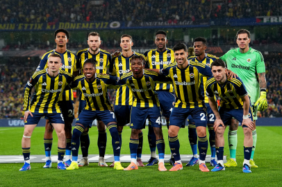 Fenerbahçe'nin UEFA listesi belli oldu