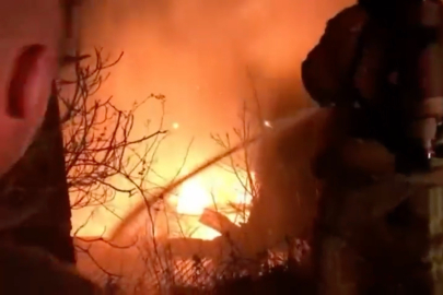 Bursa'da 2 katlı ev alevlere teslim oldu