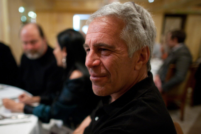 Epstein’in eski kız arkadaşı Ghislaine Maxwell, Kongre üyelerinin sorularını cevapsız bıraktı