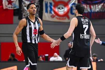 Beşiktaş’tan Yunanistan’daki alçak provokasyona sert tepki: "Asla kabul etmiyoruz!"