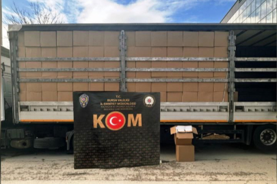 Bursa’da milyonlarca kaçak makaron ele geçirildi