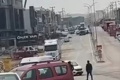Bursa’da nefes kesen takip: Polisten kaçan şüpheliye kamyon şoförü "Dur" dedi!