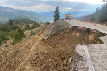 Bursa Büyükşehir Belediyesi 66 noktada heyelan ve göçüğe müdahale etti