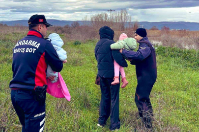 Bursa'da mahsur kalan aileye jandarma eli