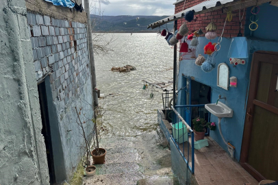 Bursa’nın Venedik’i eski günlerine döndü: Uluabat 10 yıl sonra rekor kırdı!