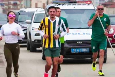 Bursaspor sevgililer günü koşusu coşkuyla gerçekleşti