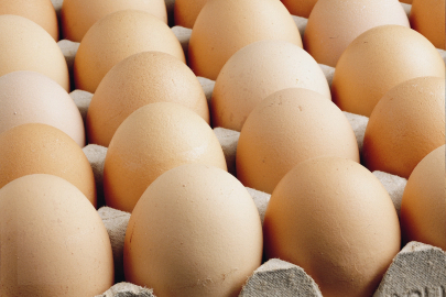 Sofralarda yumurta alarmı: Üretim bir yılda 1,2 milyar adet düştü!