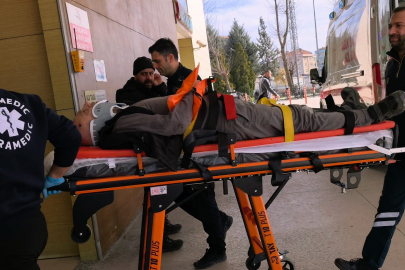 İnegöl’de ceviz ağacından düşen yaşlı adam ağır yaralandı