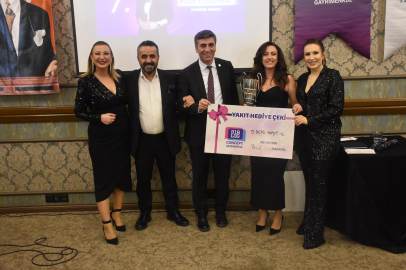 Dialog Concept’te 2025’in en başarılı danışmanları ödüllendirildi