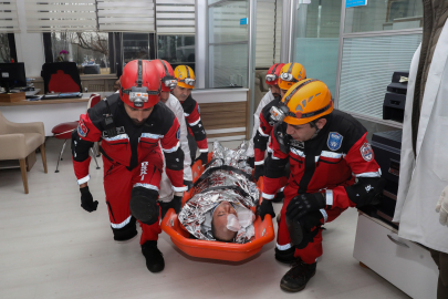 BUSKİ personeline uygulamalı deprem ve yangın tatbikatı