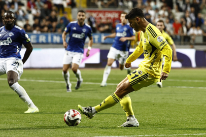 Kadıköy’de kritik gece: Fenerbahçe liderlik için sahada