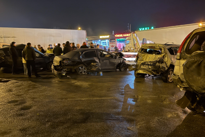 Anadolu otoyolu'nda "Lastik dumanı" faciası: 16 araç çarpıştı, yaralılar var!