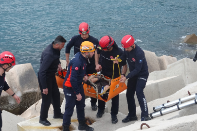 Balık tutarken düştü: Yaşlı adamı AFAD kurtardı