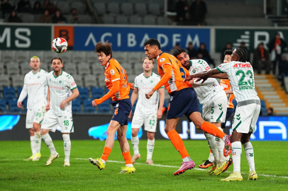 Süper Lig'de kritik gece: Başakşehir Konyaspor'u eli boş gönderdi!