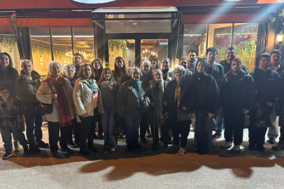 Bursa’da Cumhuriyet sofrası: Kadınlar ve gençler aynı paydada buluştu!