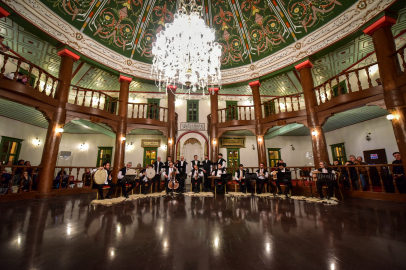 Her notası huzur dolu! Bursa’da ‘Ramazanağme’ye yoğun ilgi