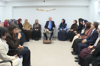 Recep Tayyip Erdoğan, Marmara Üniversitesi İlahiyat Fakültesi öğrencileriyle buluştu