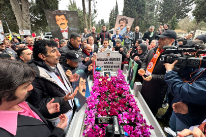 Müslüm Gürses 13. yılında dualarla anıldı