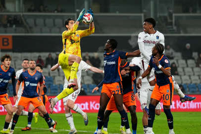 Trabzonspor, RAMS Başakşehir’i 4-2 mağlup ederek çeyrek finale yükseldi