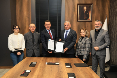 Araştırma Üniversitesi'nde kimliğiyle sanatta da zirve hedefi