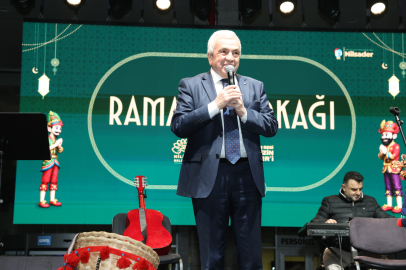 Nilüfer’de Karadeniz rüzgarı: Cumhuriyet Meydanı horonla ısındı!