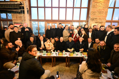 Bursa’nın kalbinde dev sahur sofrası