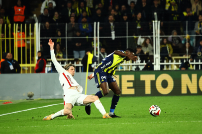 Kadıköy'de gol yağmuru: Fenerbahçe Samsunspor engelini 3 golle geçti!