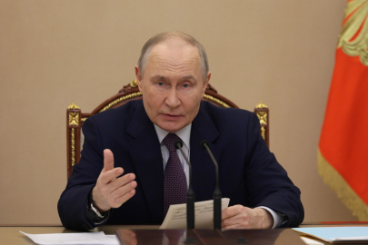 Dünya petrol krizi kapıda! Putin: "Sevkiyat önümüzdeki ay tamamen durabilir"