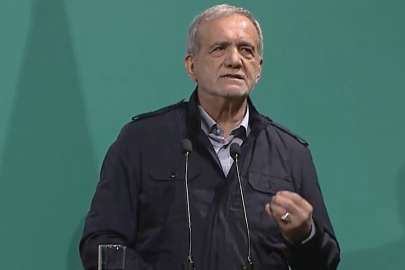 Pezeşkiyan’dan Erdoğan’a mesaj: “İran ile komşularımız arasında fitne çıkarılmak isteniyor”