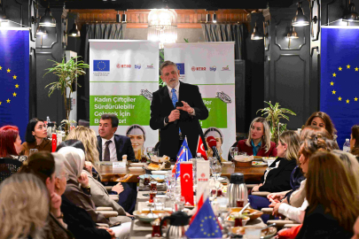 Kadın çiftçiler gelecek için buluştu