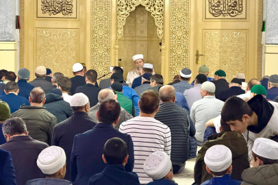 İnegöl'de gönüller mest oldu: Hafız Musa Delipoyraz geldi!