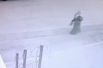 Bursa’da kapkaç anı kamerada 18 suç kaydı bulunan zanlı tutuklandı