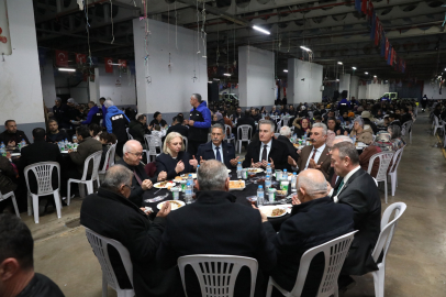 Gemlikliler dayanışma sofrasında buluştu