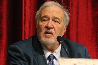 Tarihçi Prof. Dr. İlber Ortaylı hayatını kaybetti