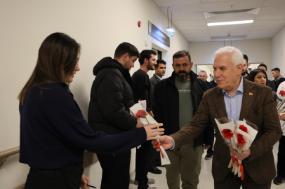 Bozbey’den sağlık çalışanlarına moral ziyareti