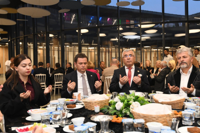 Kadir Gecesi'nde Osmangazi tek yürek