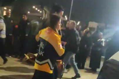 Ulu Camii’de korku dolu anlar: Kalabalıkta fenalaşıp yere yığıldı!