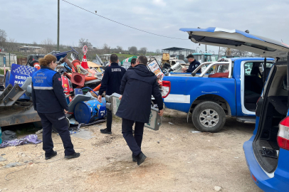 Nilüfer’de yaya yolları işgallerden arındırıldı