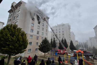 Bursa'da 8 katlı binada yangın paniği