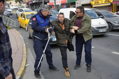 Duygu sömürüsü operasyonu: Dilencinin üzerinden 18 bin TL çıktı
