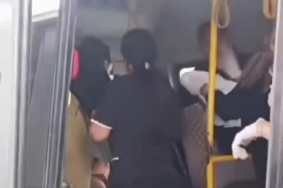 Minibüste mucize doğum!