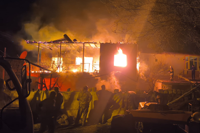 Müstakil evde gece yarısı dehşeti: Engelli genç kız hayatını kaybetti!