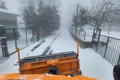 Osmangazi’de bayram mesaisi: Karla mücadele ve güvenli ulaşım seferberliği!
