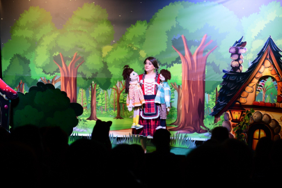 Fetih Müzesi’nde masal gibi bir gün: Hansel ve Gretel sahne aldı!