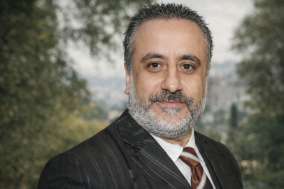 Magazin dünyası şokta: Ünlü yapımcı Erol Köse hayatını kaybetti!