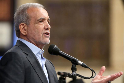 Pezeşkiyan’dan "Uyanış" mesajı: Türkiye ve Dünya ayakta!