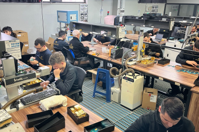 Bursa'da altın mesaisi: Darphaneler durmuyor!