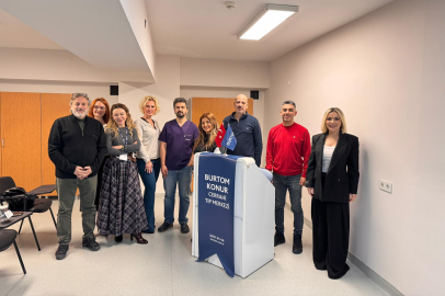 Bursa’da estetik dönüşüm: Bakanlık onaylı sertifikalı eğitim Burtom’da gerçekleşti!